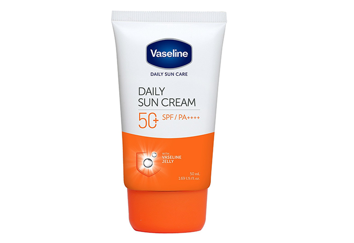 کرم ضد آفتاب آبرسان دیلی سان SPF 50 وازلین